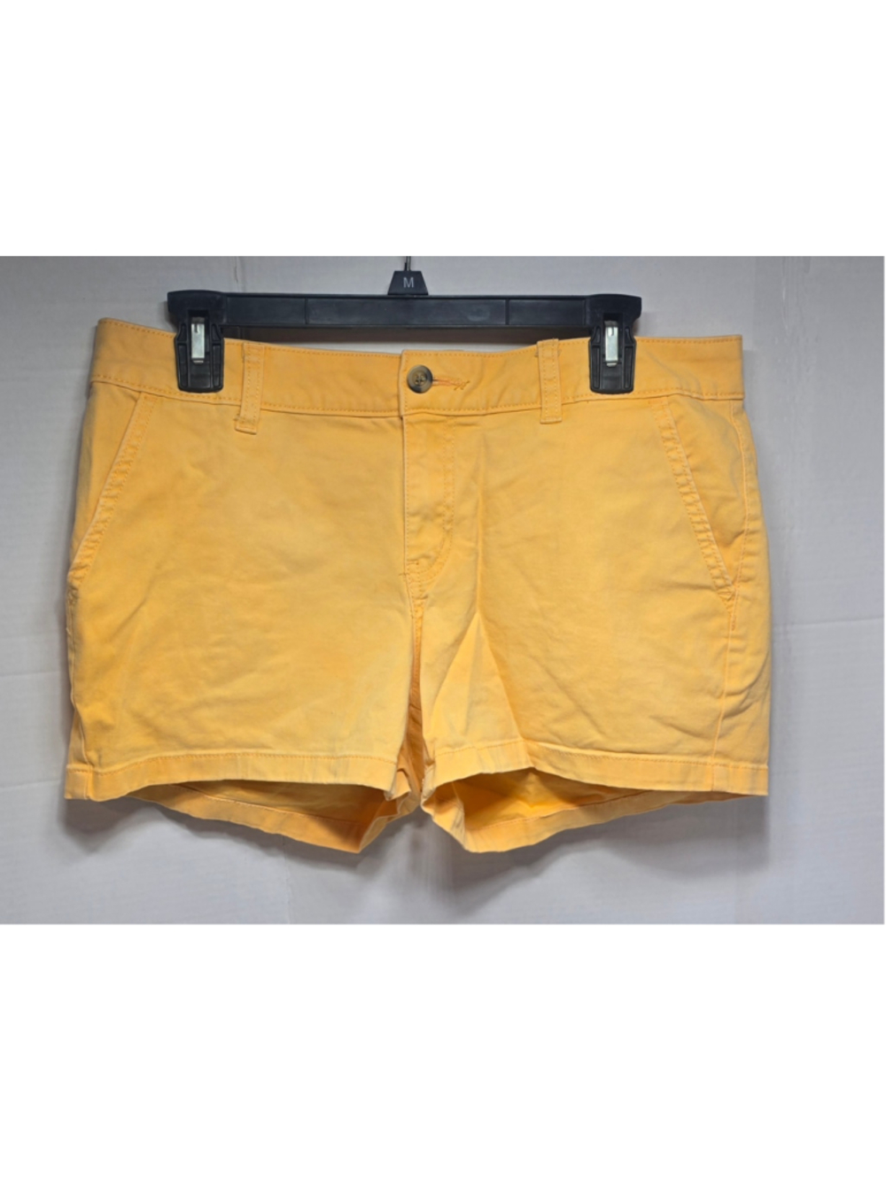 Women's Unbranded Yellow Casual Shorts Size 8